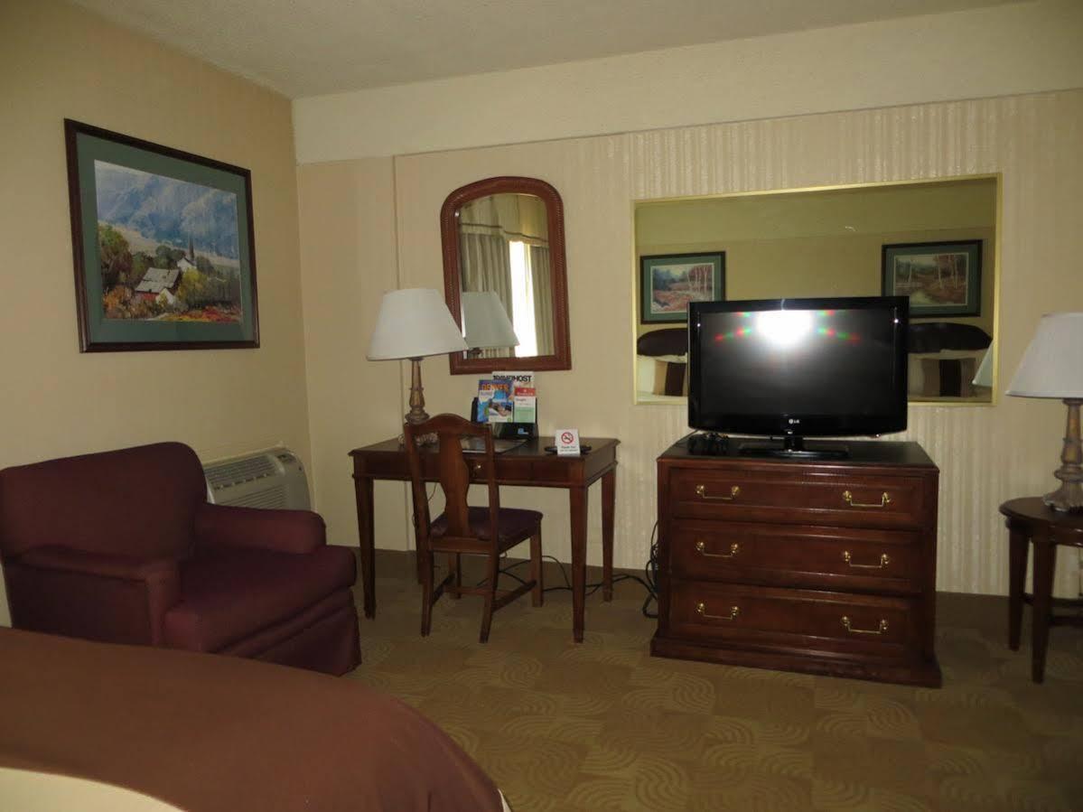 Ramada By Wyndham Denver Downtown Eksteriør bilde